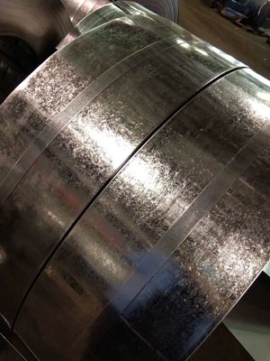 Толщина 0,12-0,2 Гальванизированные покрытые ги катушки dx51d z Регулярный шпингл горяче-погруженная стальная катушка для небольших инструментов