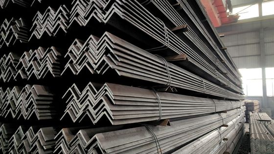 40x5mm 6m 12m ASTM A36 Q235 GB 20x4mm горячекатаная стальная угловая стойка для S235JR/S275JR/S355JR в Q235/Q345/SS400/ST37-2/ST52