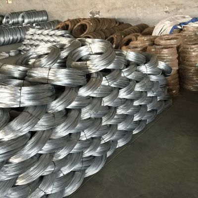 Несплавные проволока SAE1006 Закаленная стальная проволока Z35 в катушках для изготовления гвоздей Толерантность ±1% ±1% Толерантность