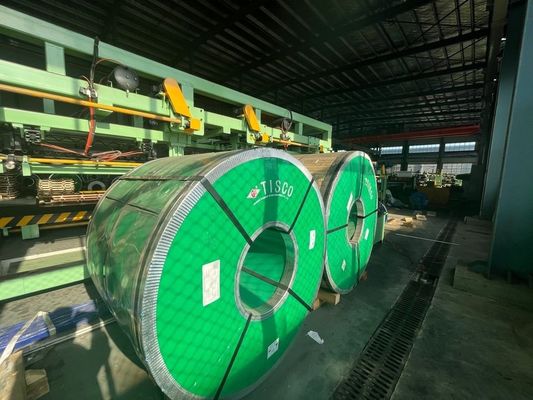 1.5-15 мм Толщина 304 304L Нержавеющая стальная катушка 2B 8K BA HL со стандартом ASTM и длиной по запросу заказчика