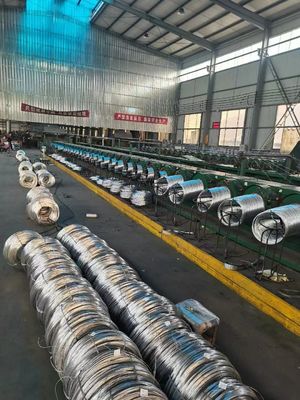 Нелегированные Q195 Q235 ASTM JIS DIN AISI BS SAE1006 1008 1017 1020 Оцинкованная стальная проволока со стандартом JIS
