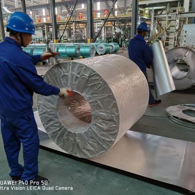 прочность Стальная плитка ASTM AISI JIS DIN GB Размеры на заказ Горяче оцинкованные стальные катушки толщина 0,35 мм быстрая доставка GI катушка