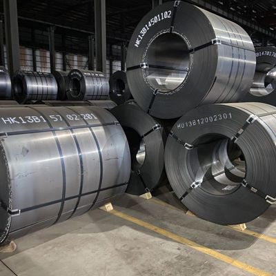 Высокоукрепляющая ASTM A36 A283 A387 Q235 Q345 S235jr Черная углеродистая катушка для изготовления стальных труб и горячо прокатаных катушек